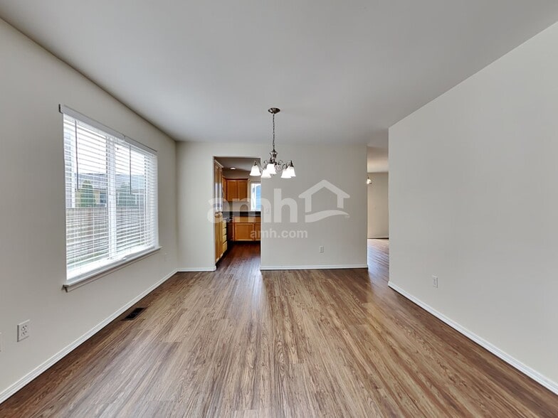 Building Photo - 18012 73rd Ave E