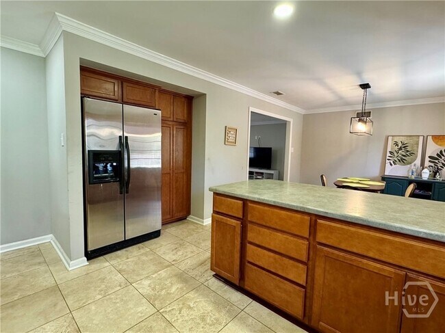 Building Photo - 12406 Largo Dr