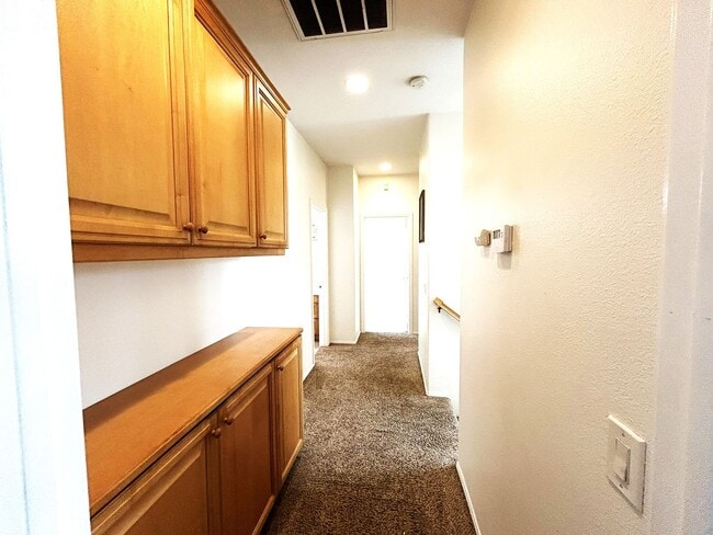 Building Photo - Stunning 3-Bed Townhome in Arbors at Avalon, Carson! 90745!