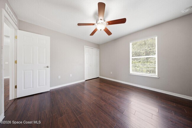 Building Photo - 1116 Myrtle Lake View Dr