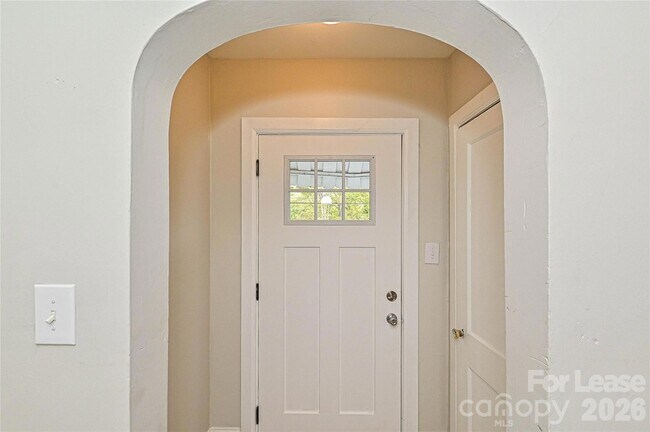 Building Photo - 3108 Rush Ave