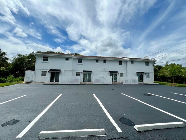 Building Photo - 2819 SW Cornell Ave