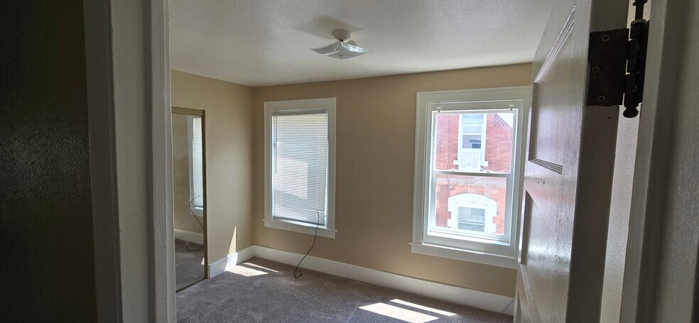 Bedroom - 1112 E 6th St