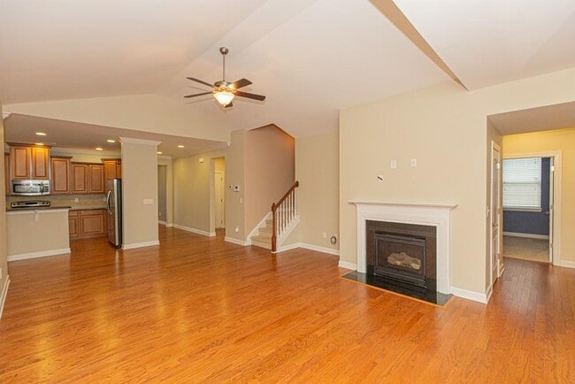 Building Photo - 1749 Paddington St