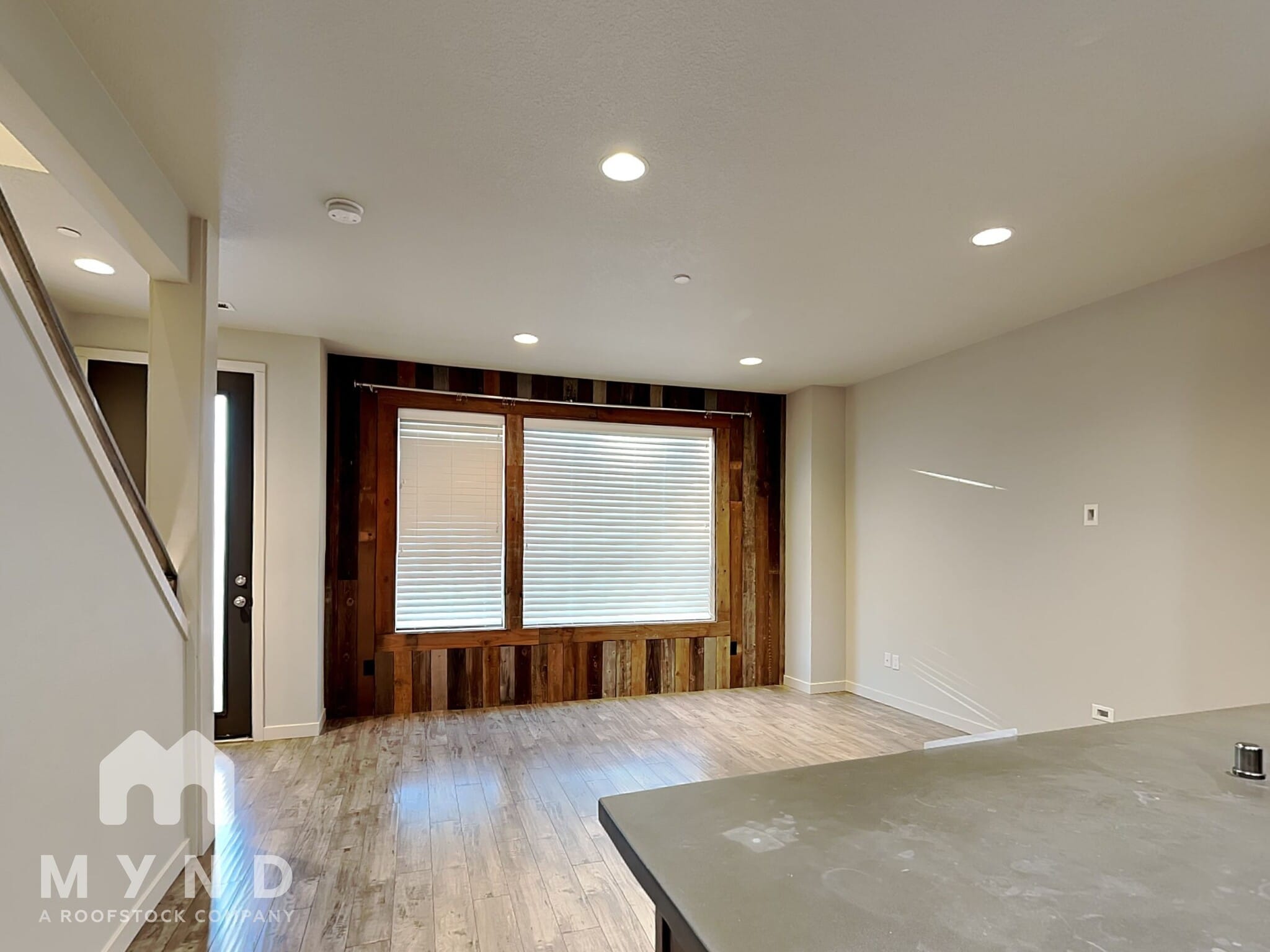 Building Photo - 118 N 43rd Pl