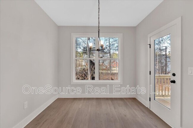 Building Photo - 4444 Sullivan Rd SW