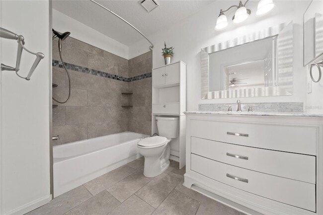 Building Photo - 3930 Southpointe Dr