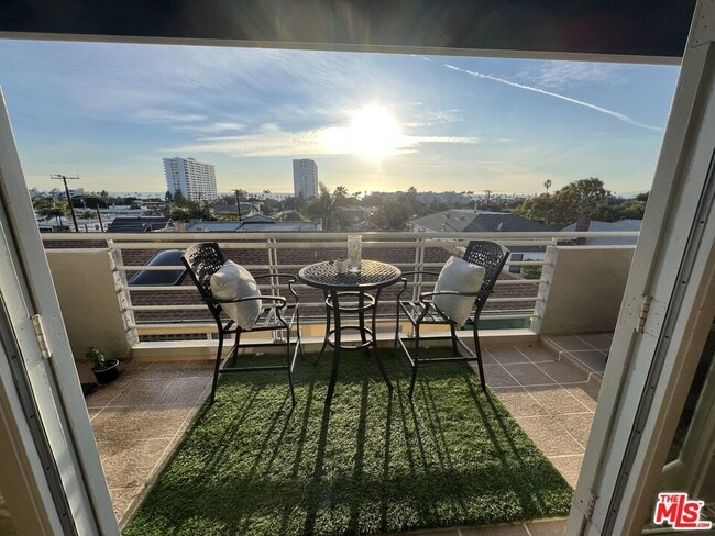 Building Photo - 311 Hill St