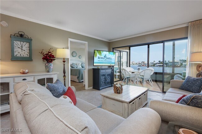 Building Photo - 271 Southbay Dr