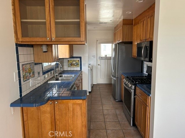 Building Photo - 944 Cypress St