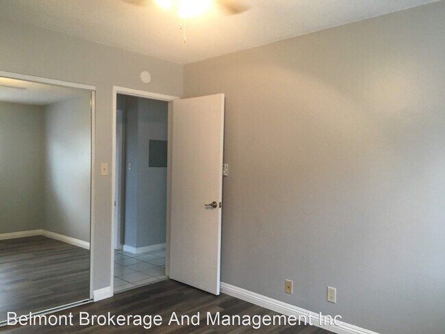 Building Photo - 445 Ximeno Ave