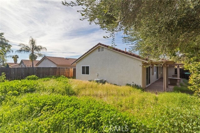 Building Photo - 39472 Long Ridge Dr