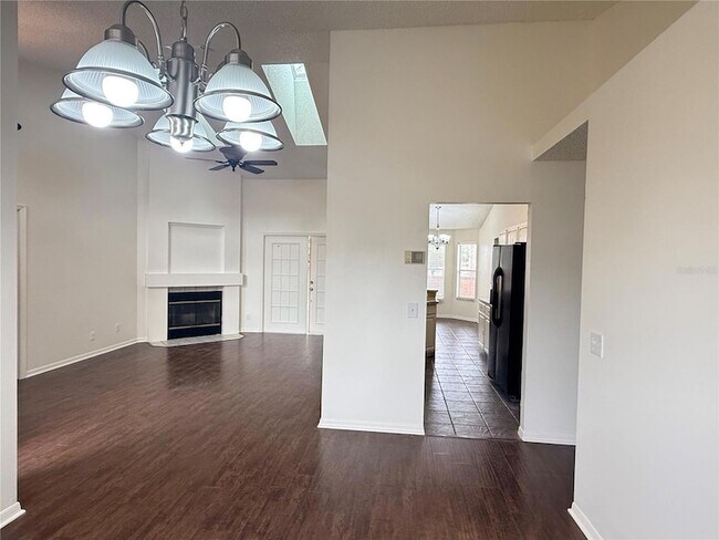 Building Photo - 159 Stillwater Dr