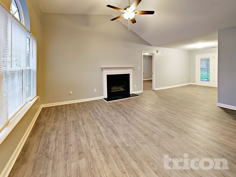 Building Photo - 3722 Hunters Run Ln