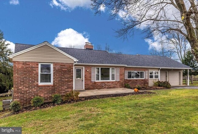 Primary Photo - 10703 Fingerboard Rd