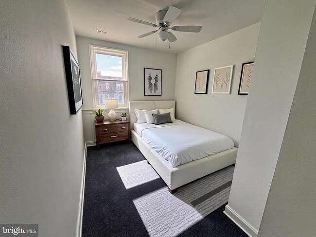 Building Photo - 4555 Bleigh Ave