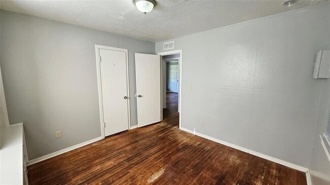 Building Photo - 4029 NW 19th St
