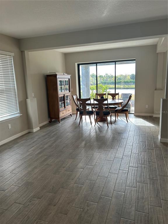 Building Photo - 9024 Tequila Sunrise Dr
