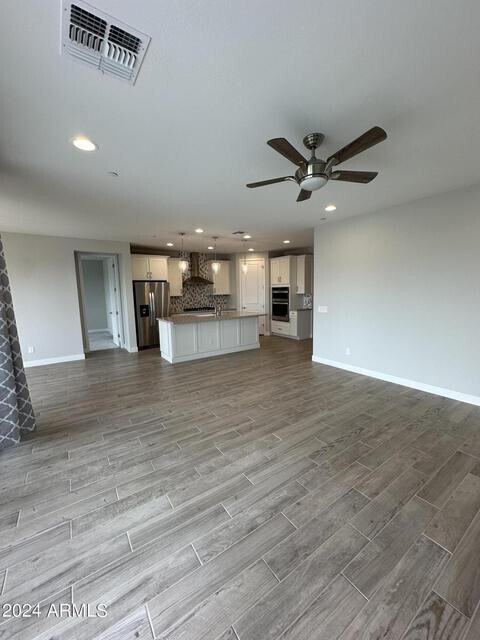 Building Photo - 13209 W Roy Rogers Rd