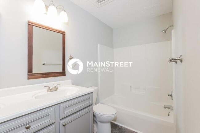 Building Photo - 3 Bedroom Pet-Friendly Home in CLAYTON, NC with Main Street Renewal