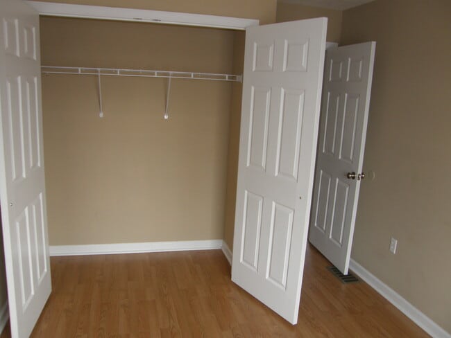 Building Photo - 168 Dunbar Ln