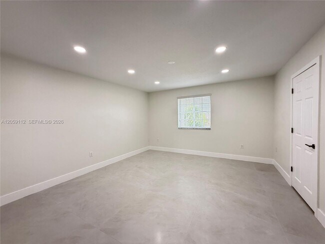 Building Photo - 3514 W 76th St