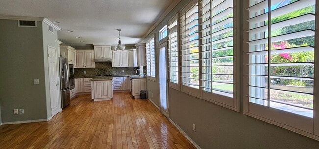 Building Photo - 27786 Country Lane Rd