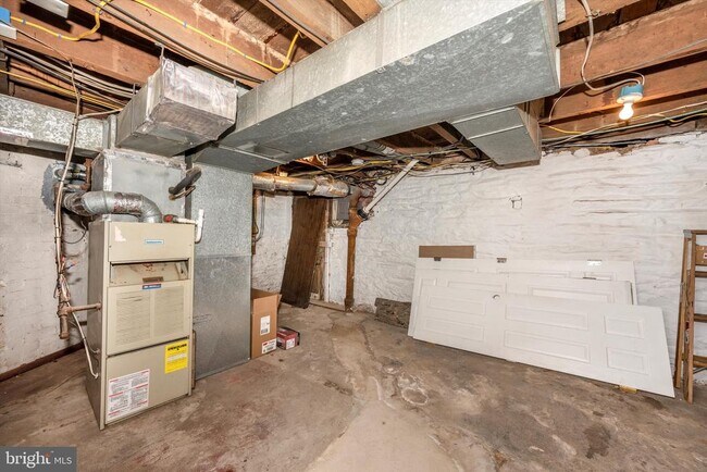 Building Photo - 315 E Patrick St