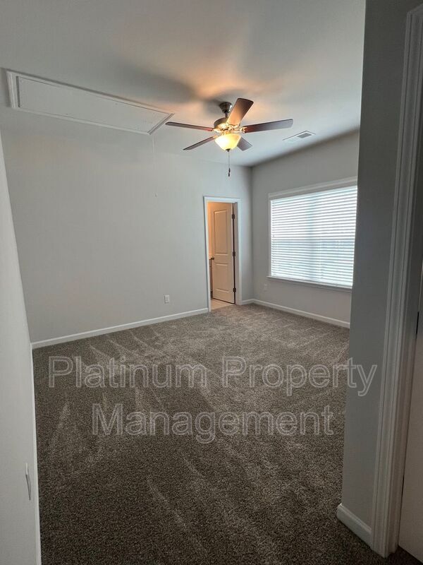 Building Photo - 7740 Easton Valley Ln