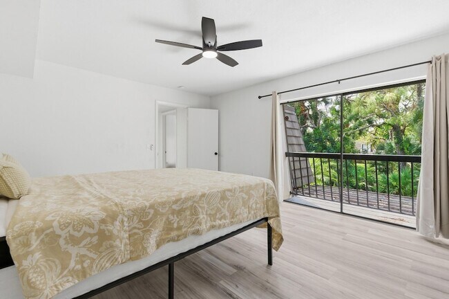 Building Photo - 1424 14th Terrace