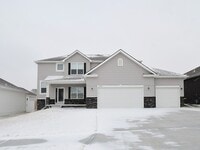 Building Photo - Gorgeous 4 Bedroom Elkhorn Home!!