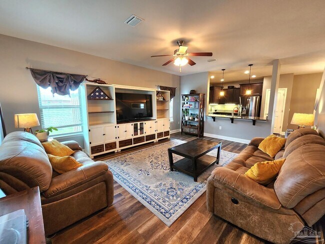Building Photo - 1774 Waterford Ln