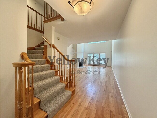 Building Photo - 11121 Indian Woods Dr