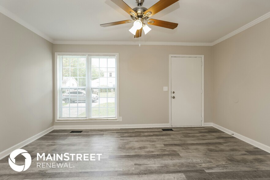 Building Photo - 3113 Stoneybrook Cir