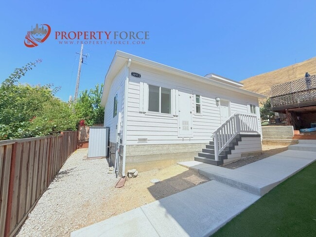 Building Photo - Brand New 2BR ADU w/ Utilities Included – ...