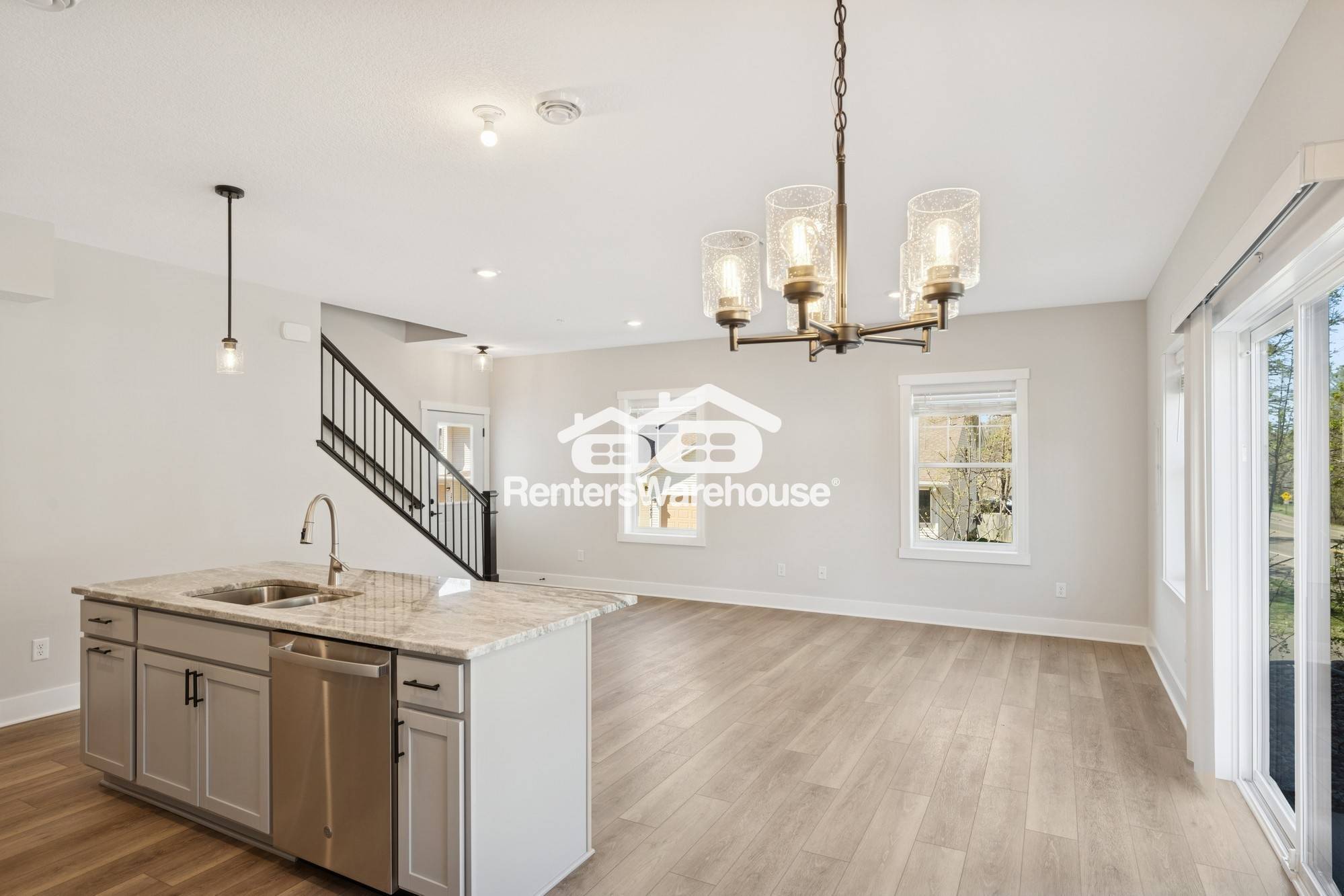 Building Photo - 3413 Douglas Dr N