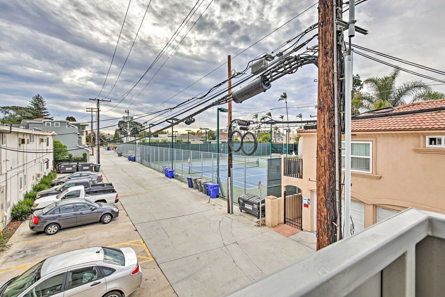 Building Photo - 1014 5th St
