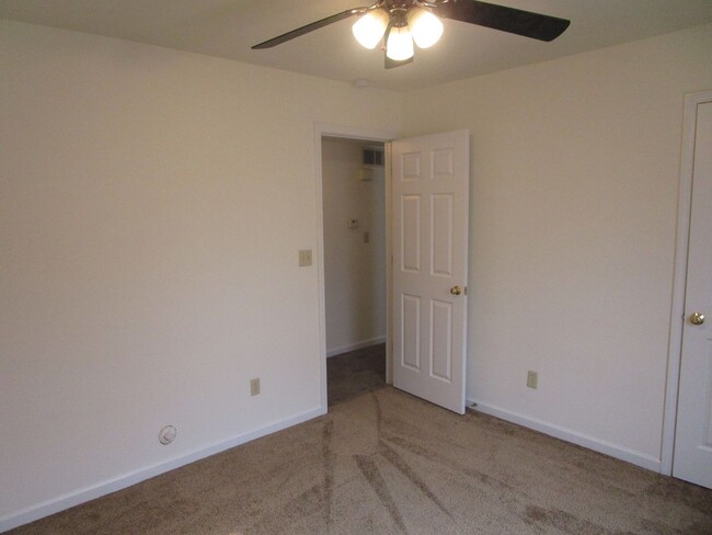 Building Photo - 3508-3510 Delmar Ct.