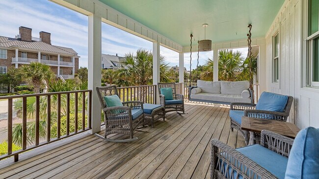 Building Photo - 858 Debordieu Blvd