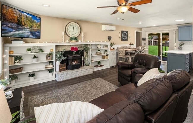 Building Photo - Updated 3-Bedroom Rambler with Large Yard in North Bend