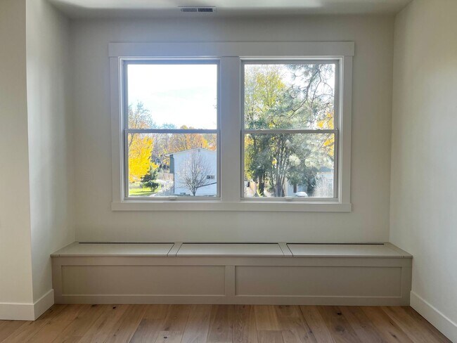 Building Photo - Stunning New Build in Boise’s East End – W...