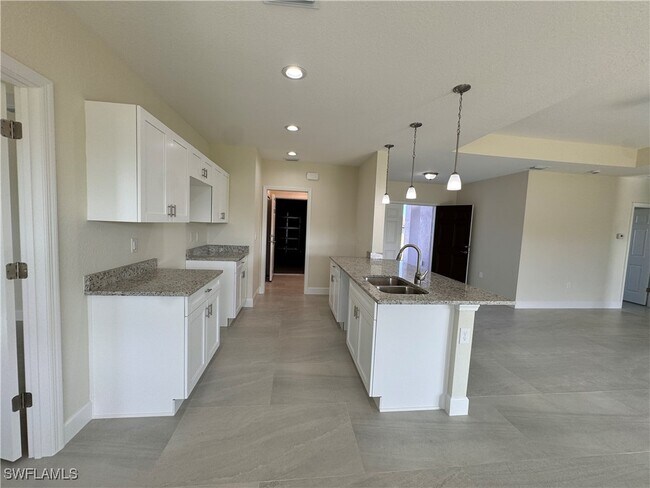 Building Photo - 3005 53rd St W