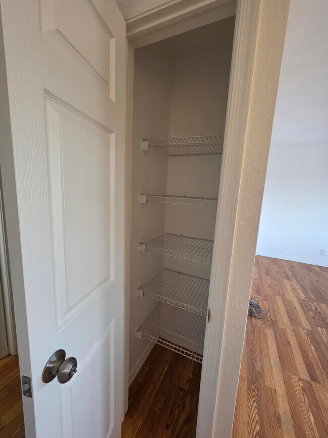 Building Photo - 201 S J St