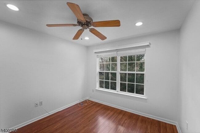 Building Photo - 13 Jill Ct