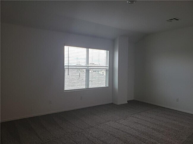 Building Photo - 125 Wolseley Dr