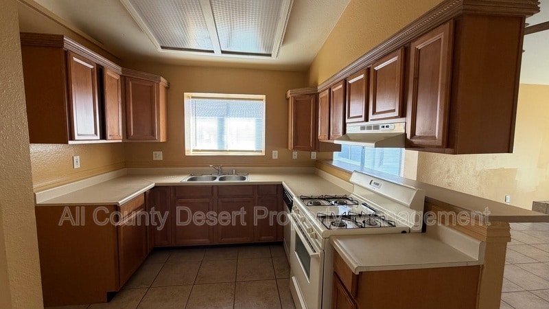 Building Photo - 79891 Ave 42