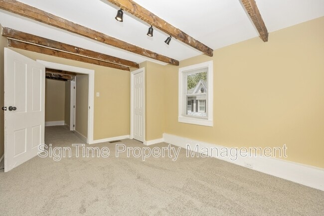 Building Photo - 106 Potomac St