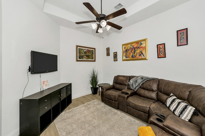 Building Photo - 5346 Ruger Ln