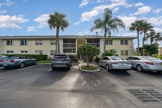 Building Photo - Furnished Seasonal Condo