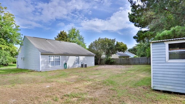 Building Photo - 3 Bedroom, 2 Bathroom home in the City of ...